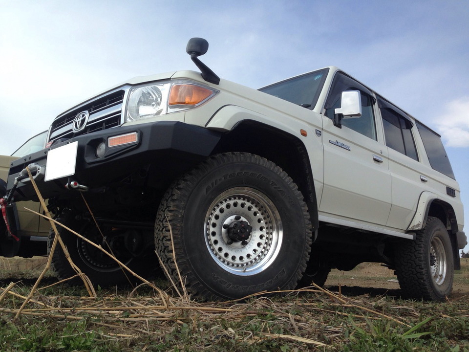 GALLERY : D-Force AKRO + TOYOTA Land Cruiser 70 : 日本発 4WD